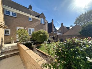 Photo 1- click for photo gallery